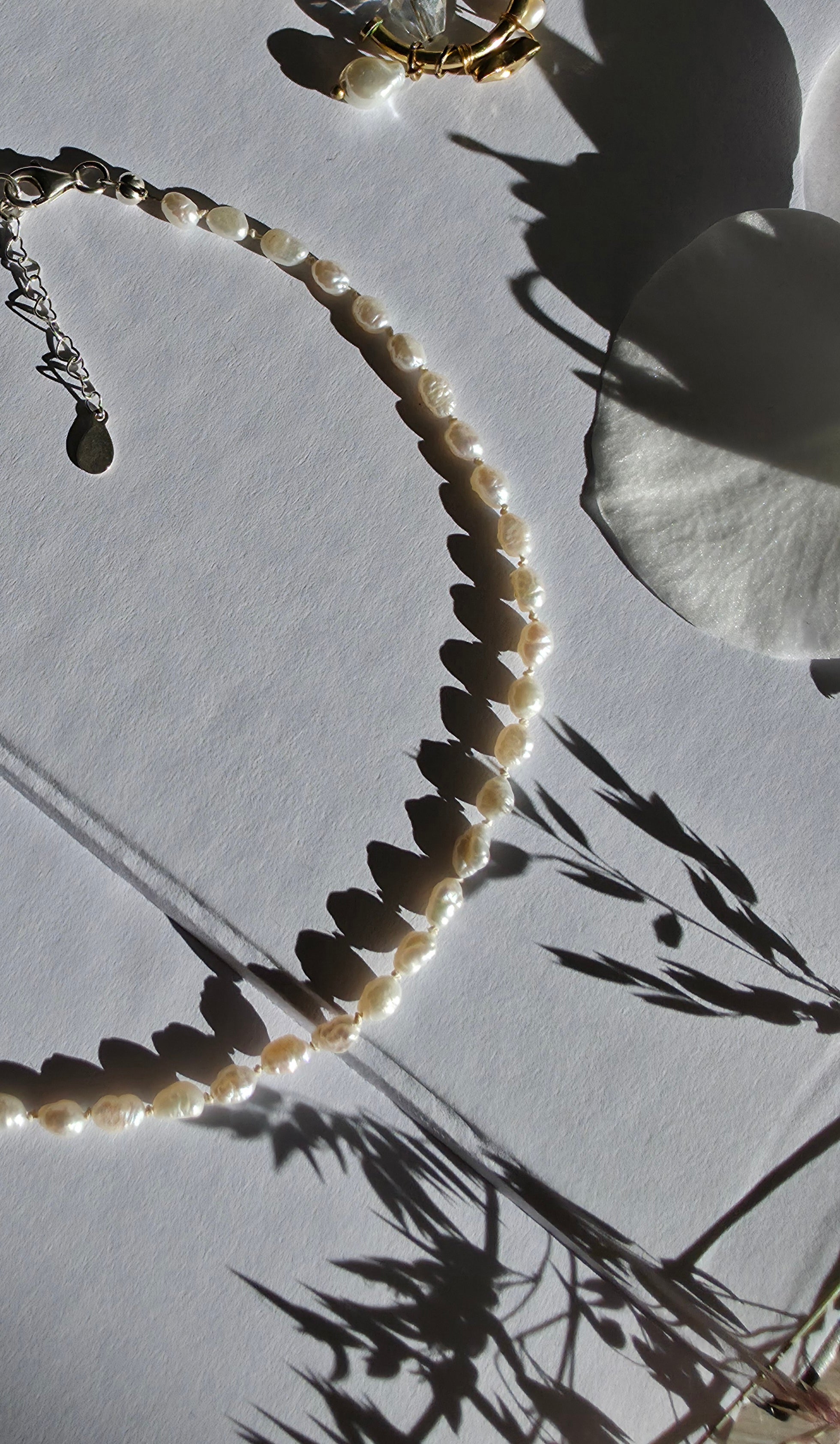 The Ethereal Keshi Pearl Choker – Handmade Minimalist Jewelry